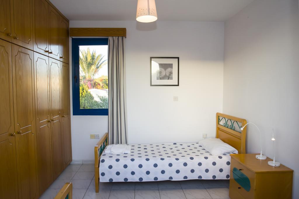 Sea Breeze Villas Argaka Exterior photo